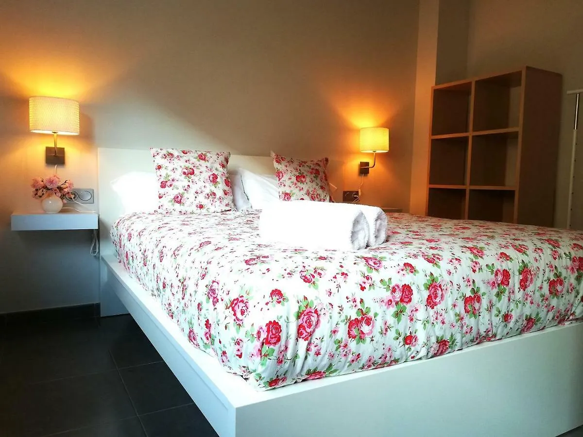 Mazi Apartments Nest Mataró 0*,