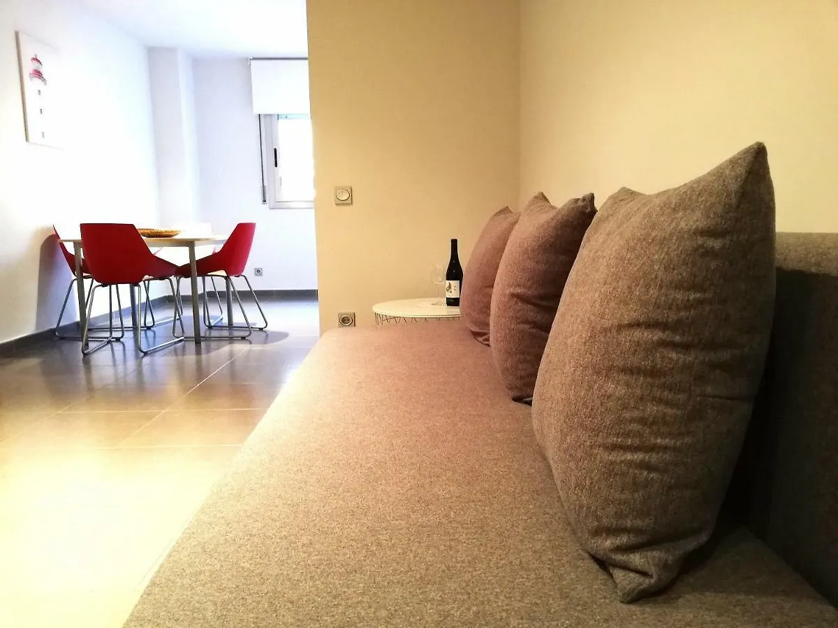 Mazi Apartments Nest Mataro