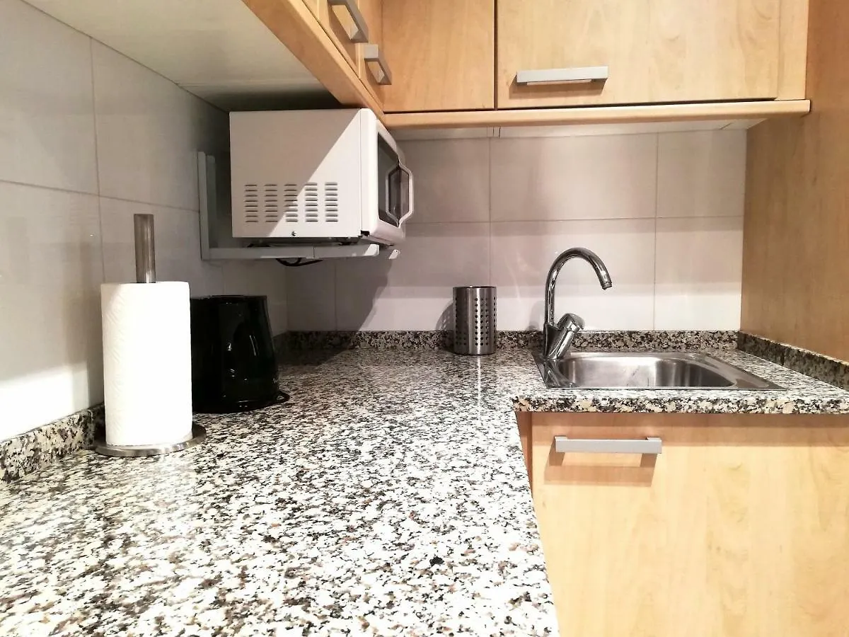 Mazi Apartments Nest Mataro